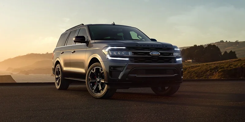 2022 Ford Expedition in grey