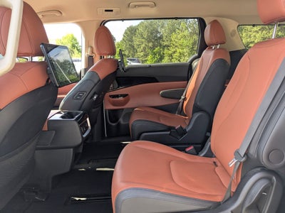 2024 Kia Carnival SX