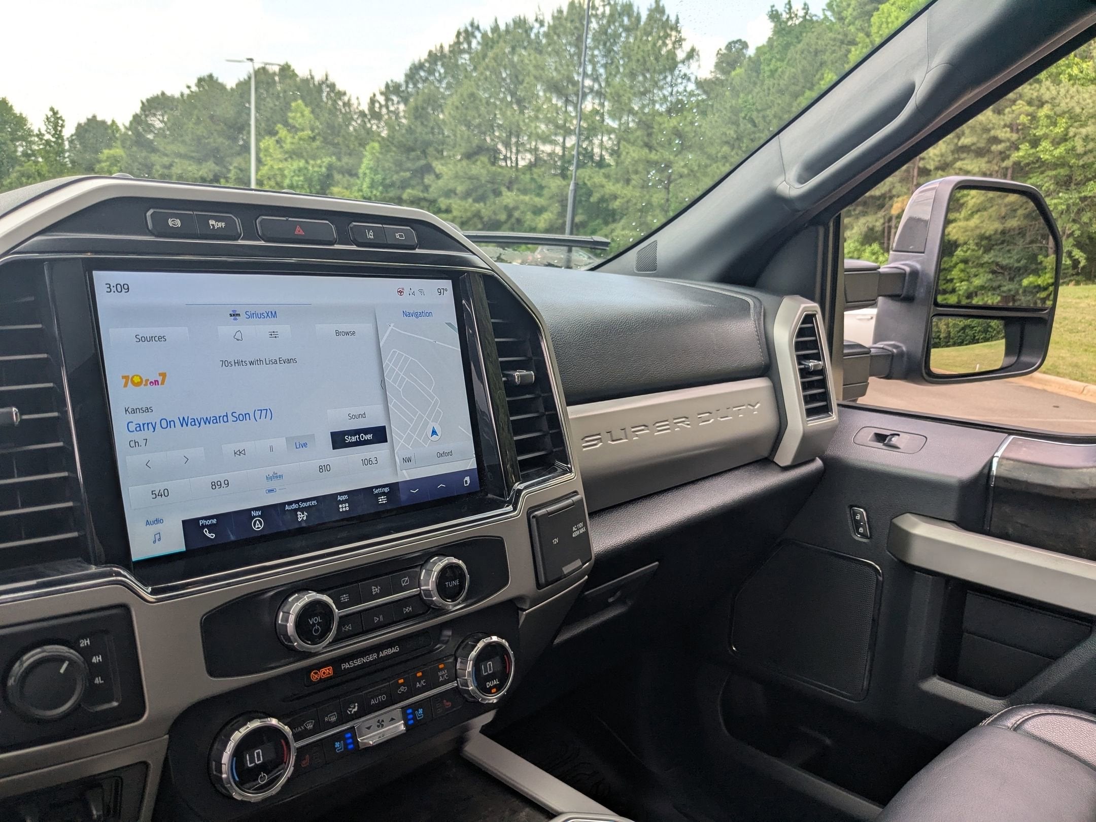 2022 Ford Super Duty F-250 SRW LARIAT