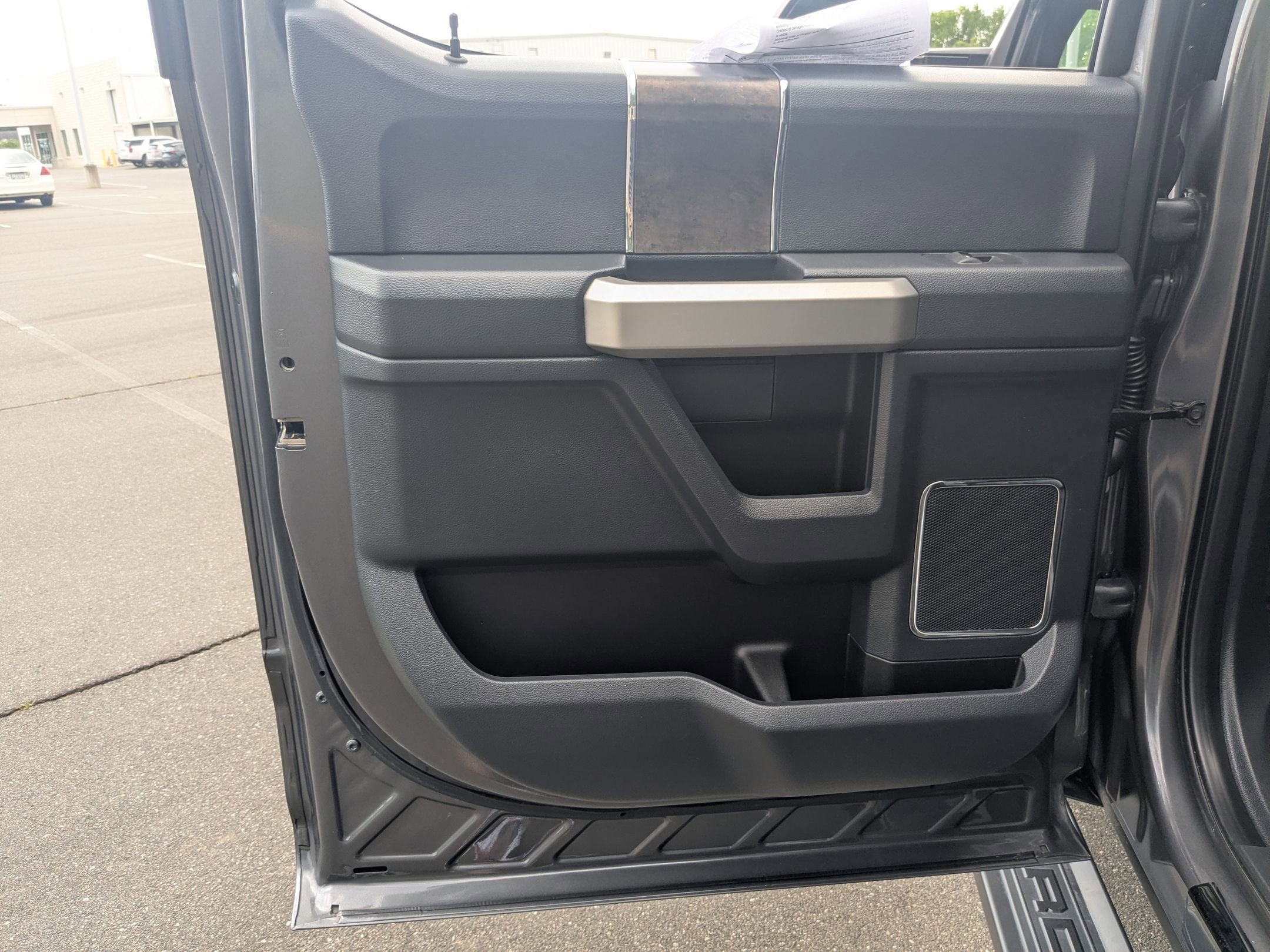2022 Ford Super Duty F-250 SRW LARIAT