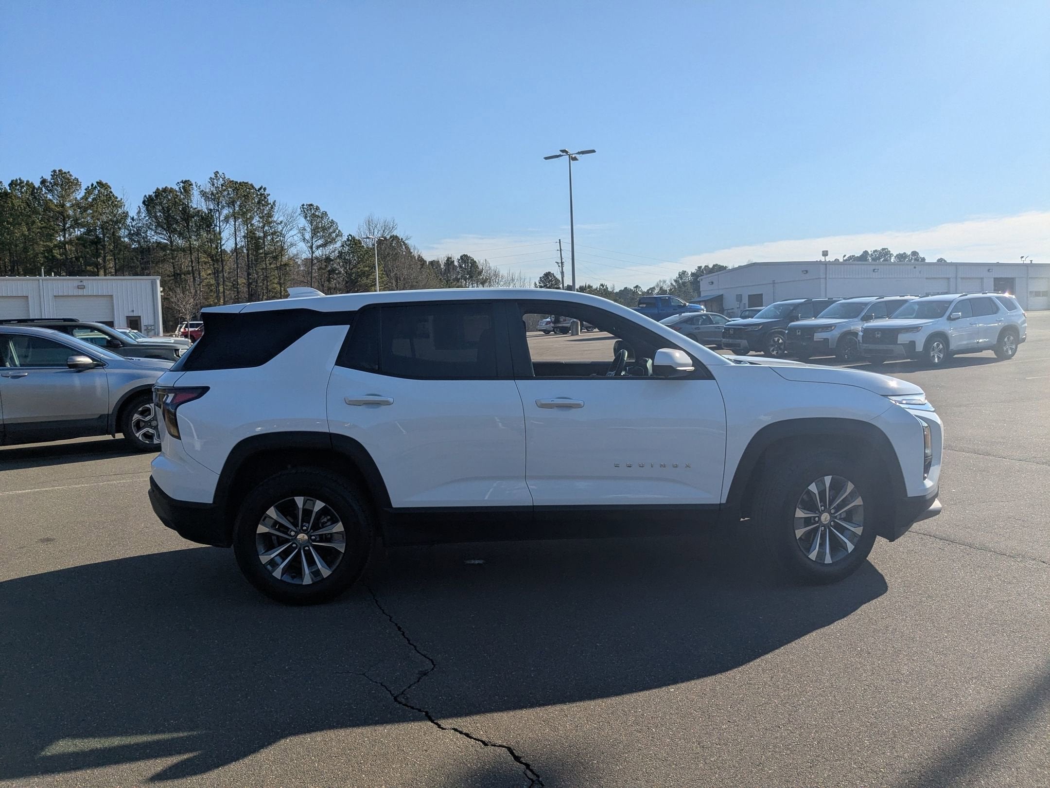 2025 Chevrolet Equinox AWD LT