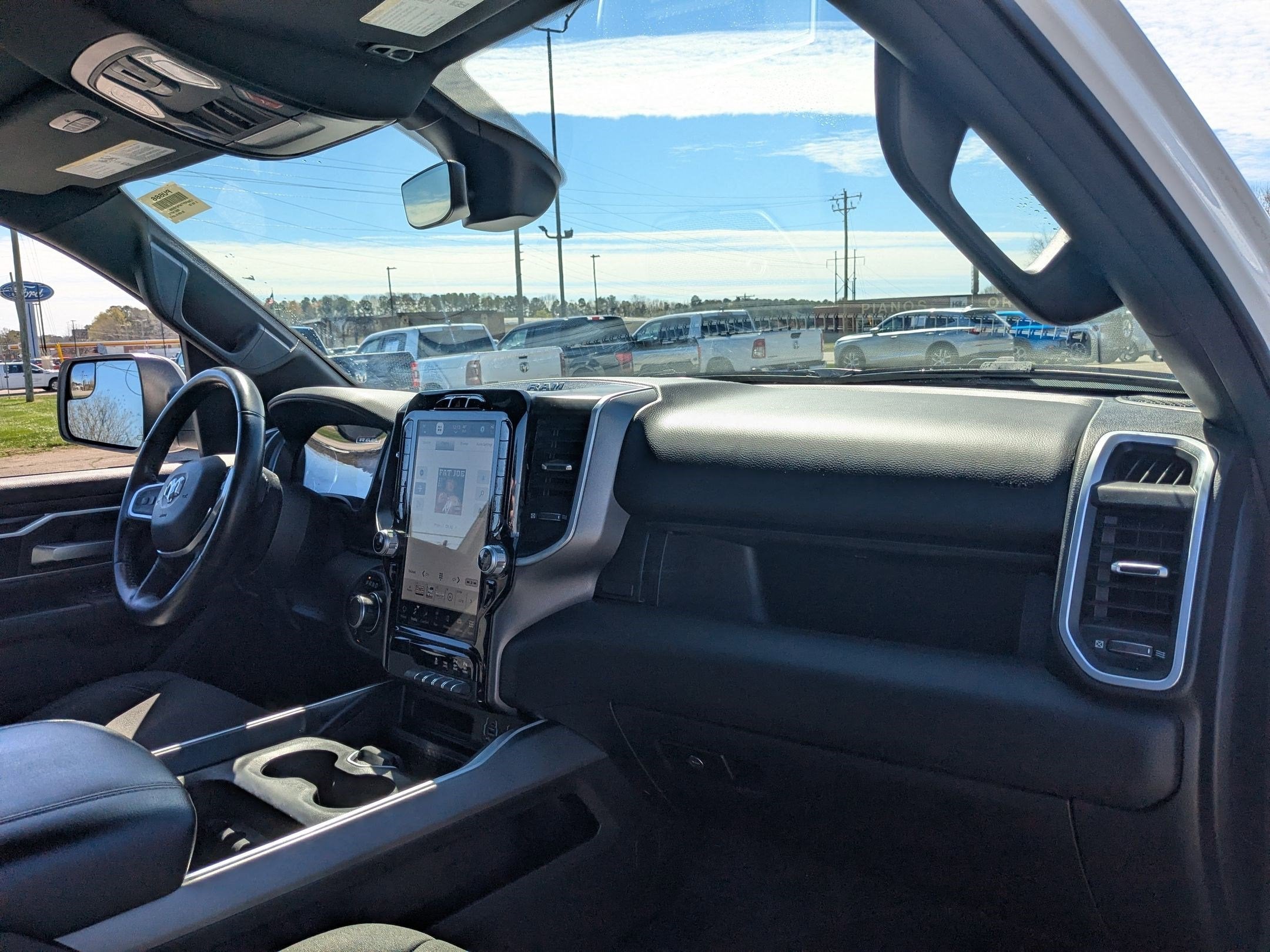 2023 RAM 1500 Big Horn Crew Cab 4x4 5'7' Box