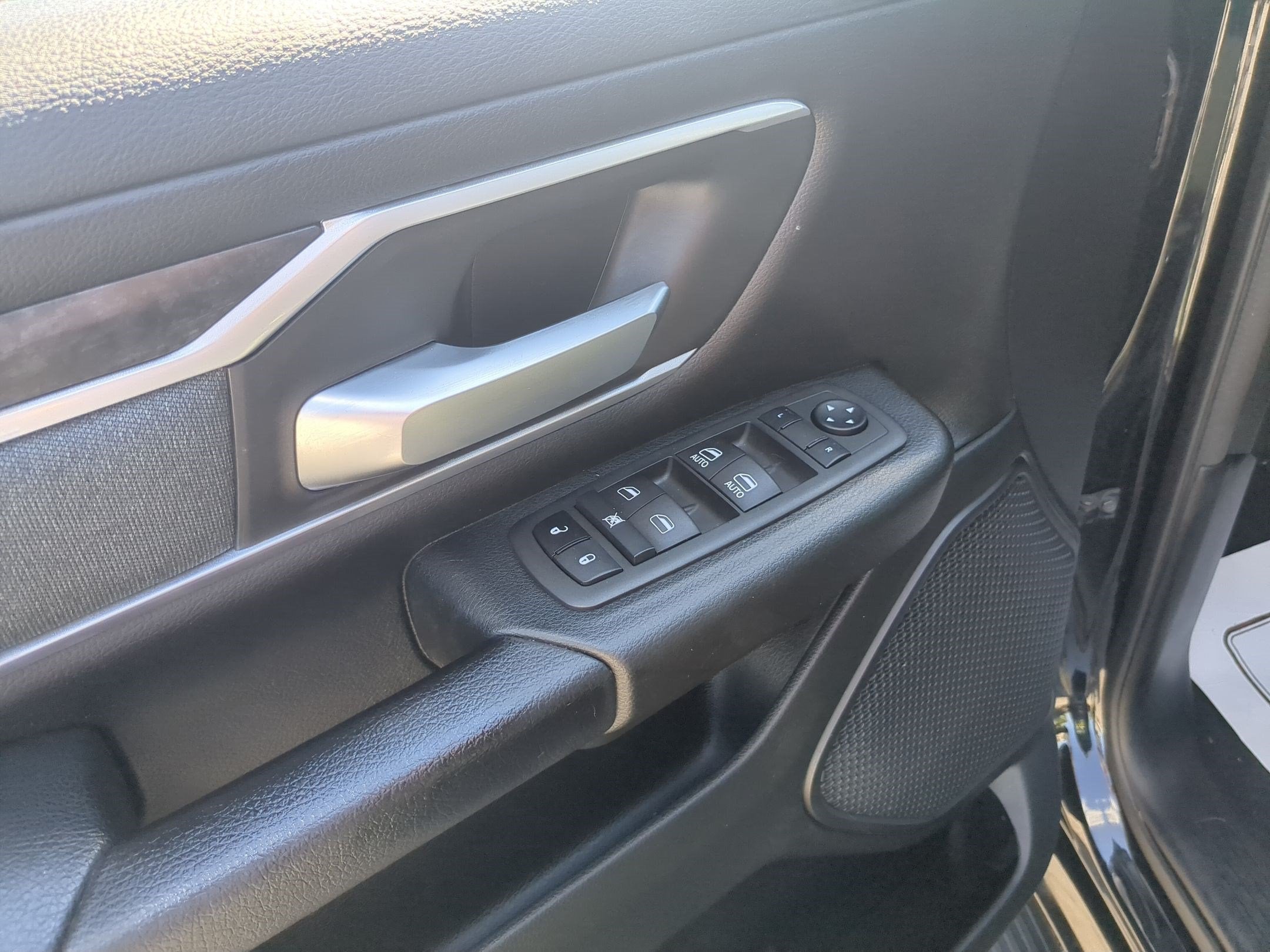 2022 RAM 1500 Big Horn Crew Cab 4x4 6'4' Box