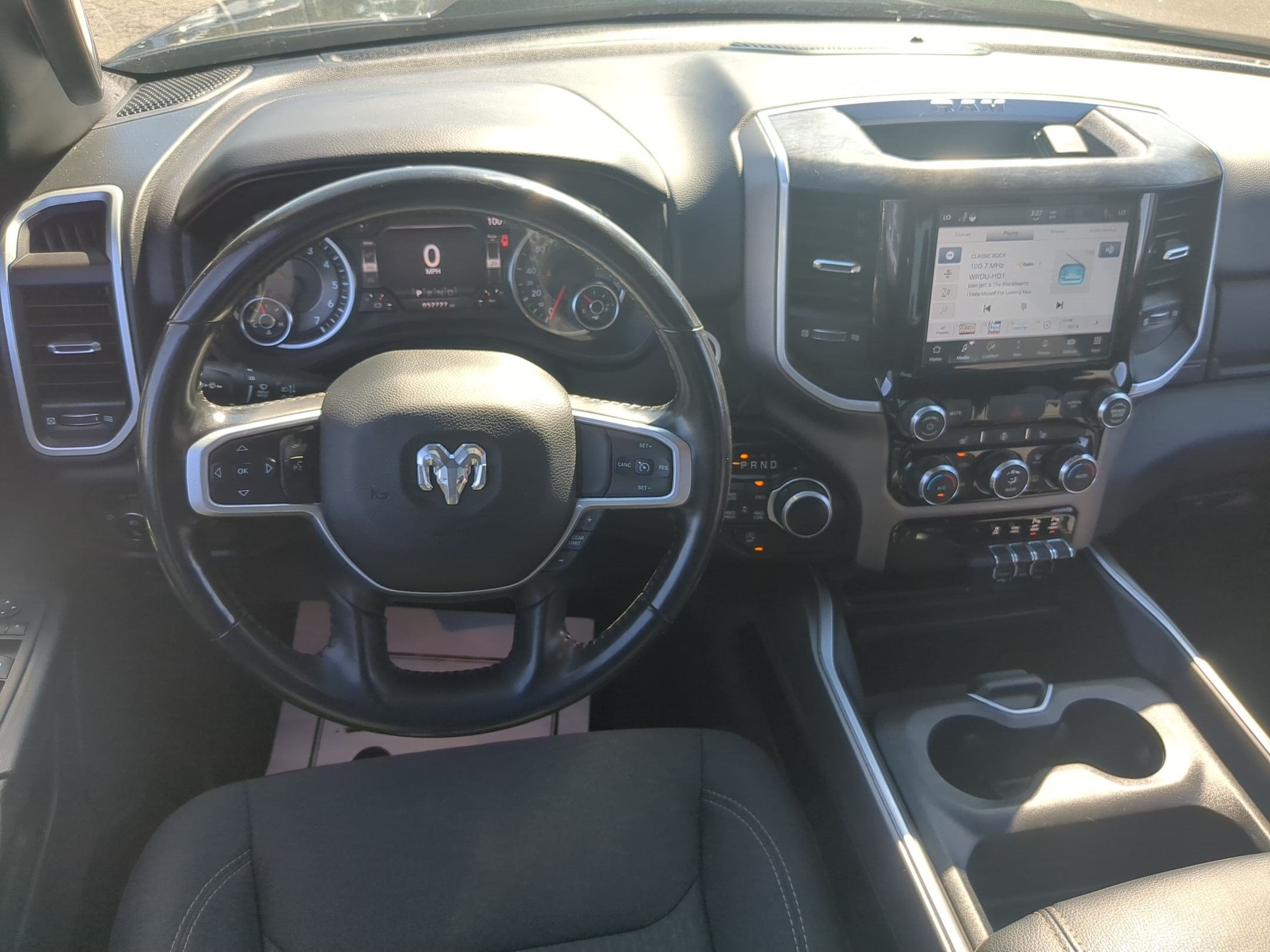 2022 RAM 1500 Big Horn Crew Cab 4x4 6'4' Box