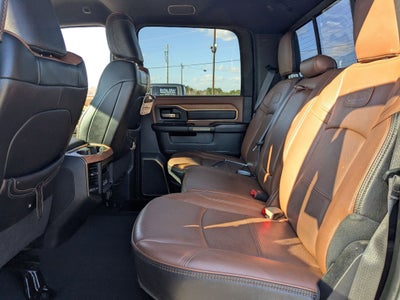 2022 RAM 3500 Limited Longhorn Crew Cab 4x4 8' Box