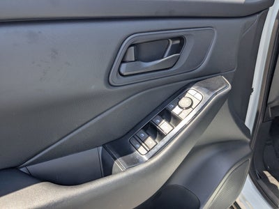 2025 Nissan Rogue S FWD