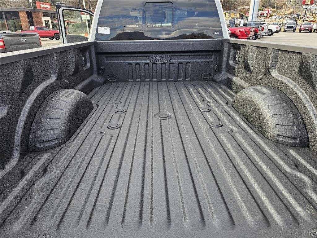 2026 Ford Super Duty F-450 DRW Platinum