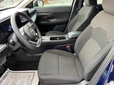 2025 Nissan Kicks S