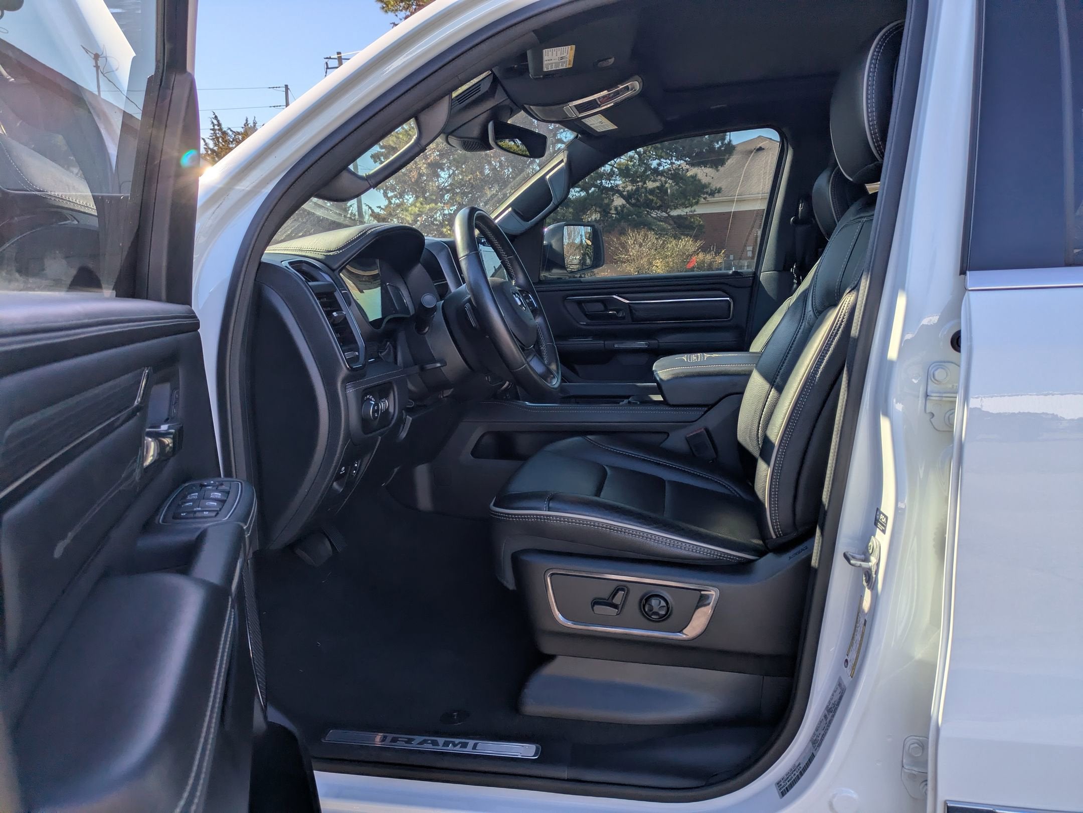 2023 RAM 1500 Limited