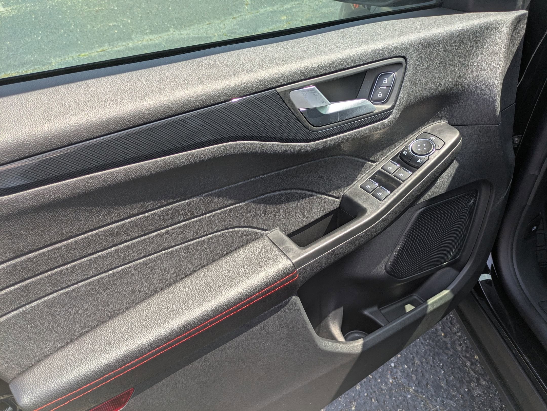 2025 Ford Escape ST-Line - Crossroads Courtesy Demo