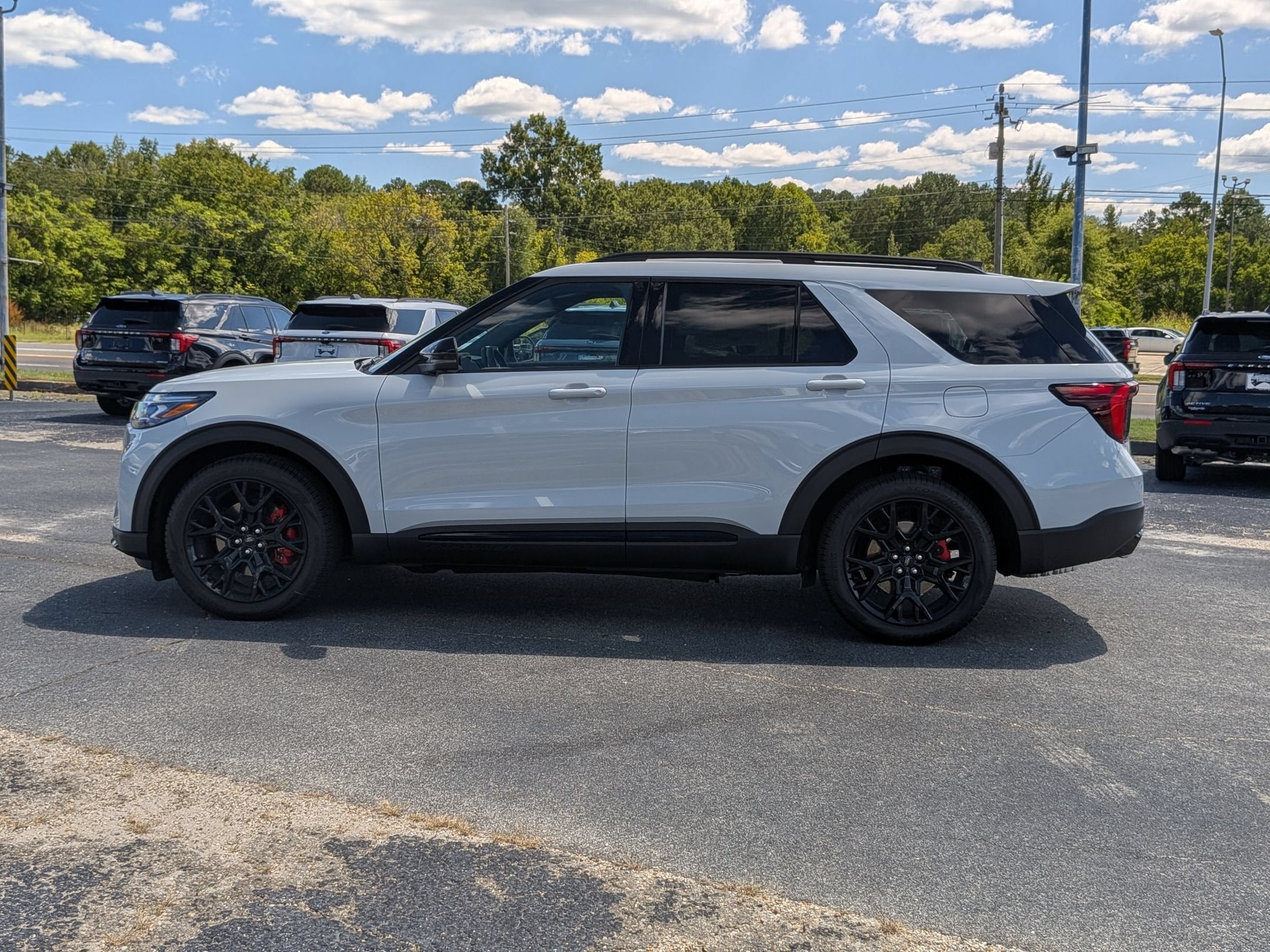2027 Ford Explorer ST