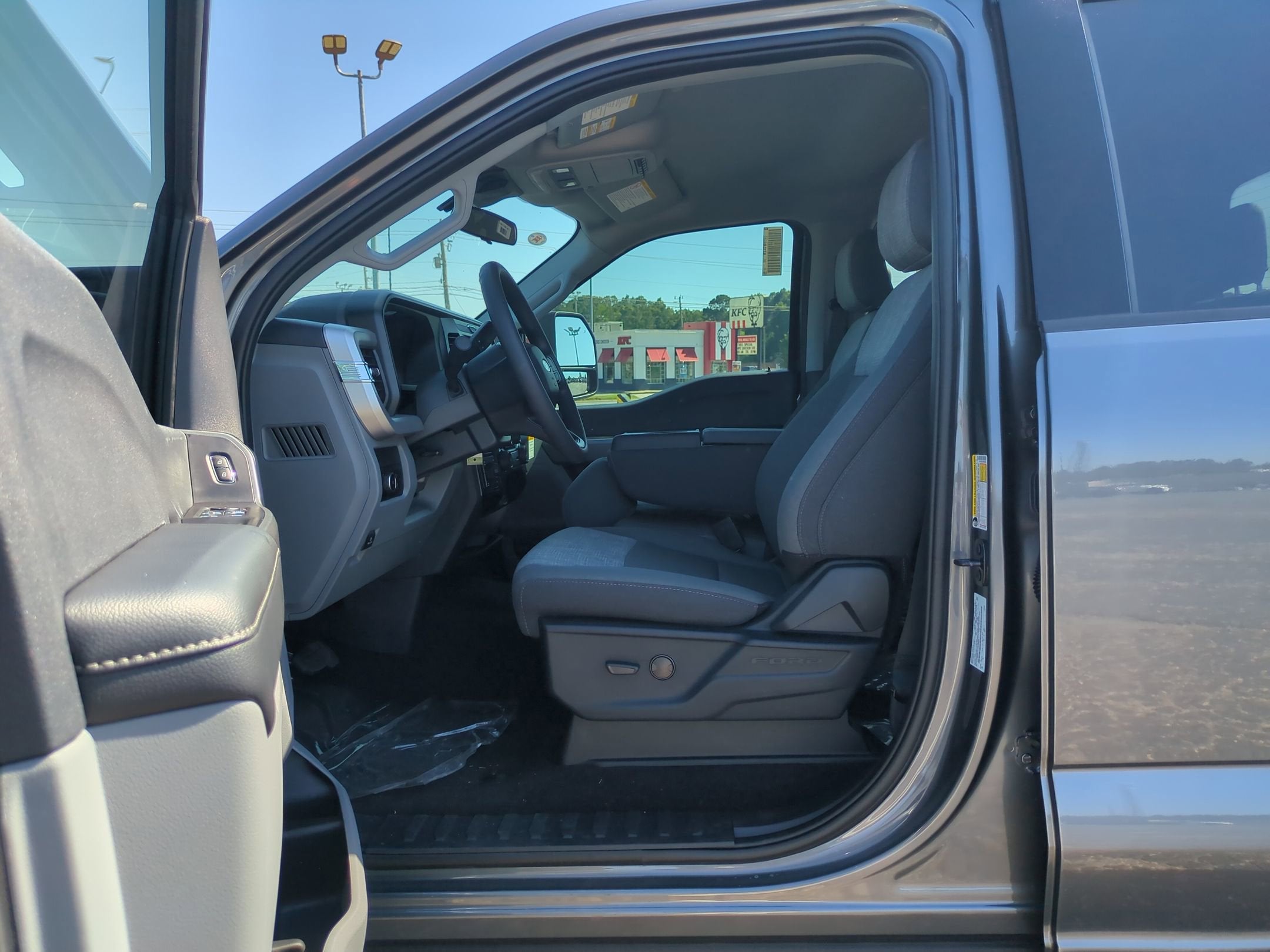 2026 Ford Super Duty F-250 SRW XLT