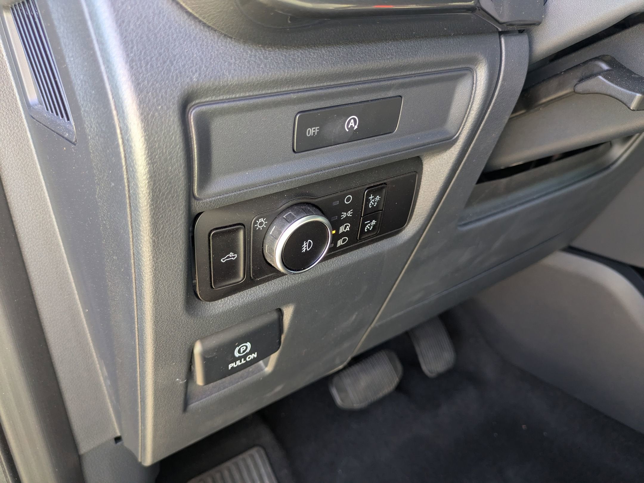 2025 Ford F-150 STX - Crossroads Courtesy Demo