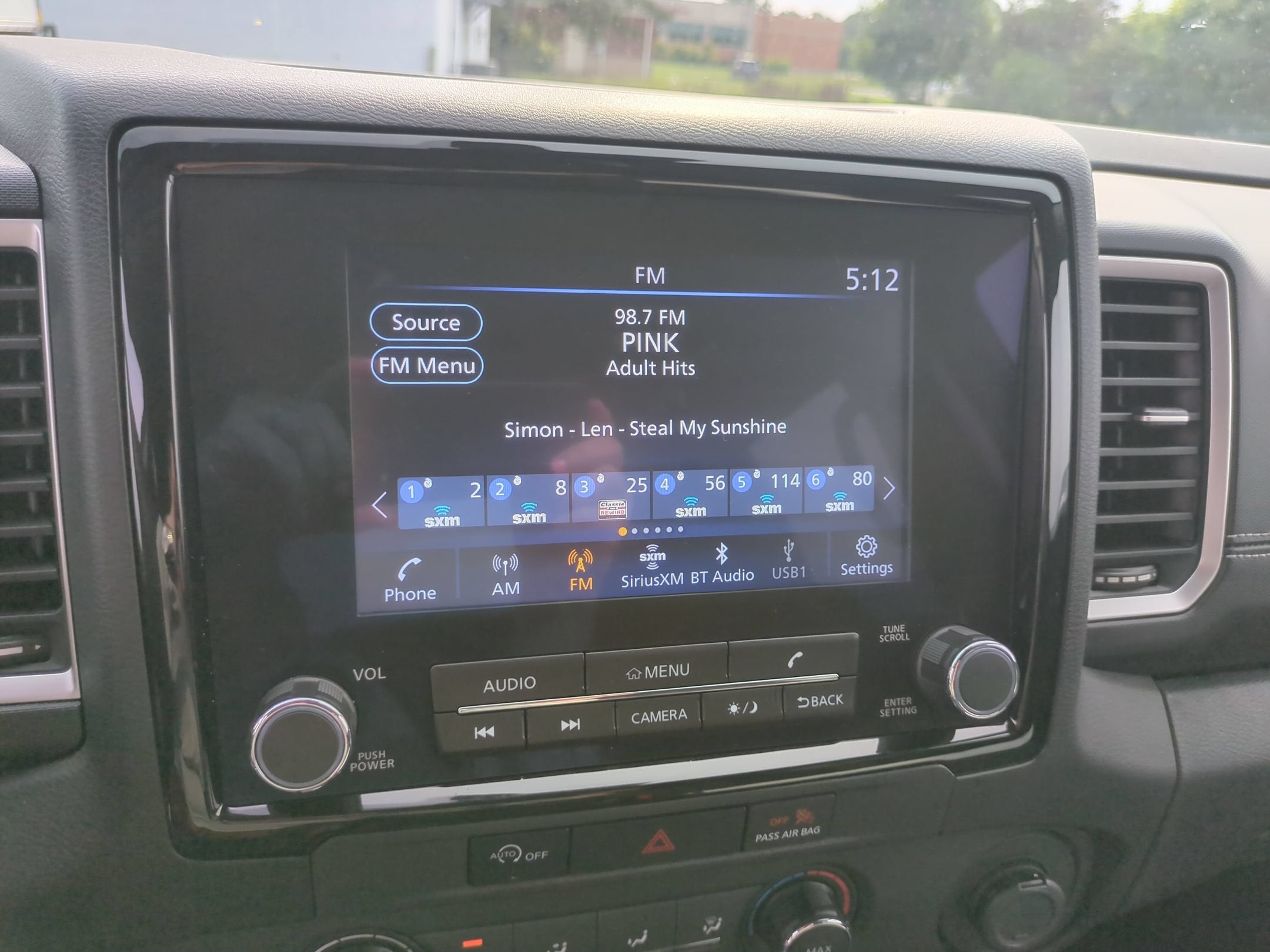 2024 Nissan Frontier SV