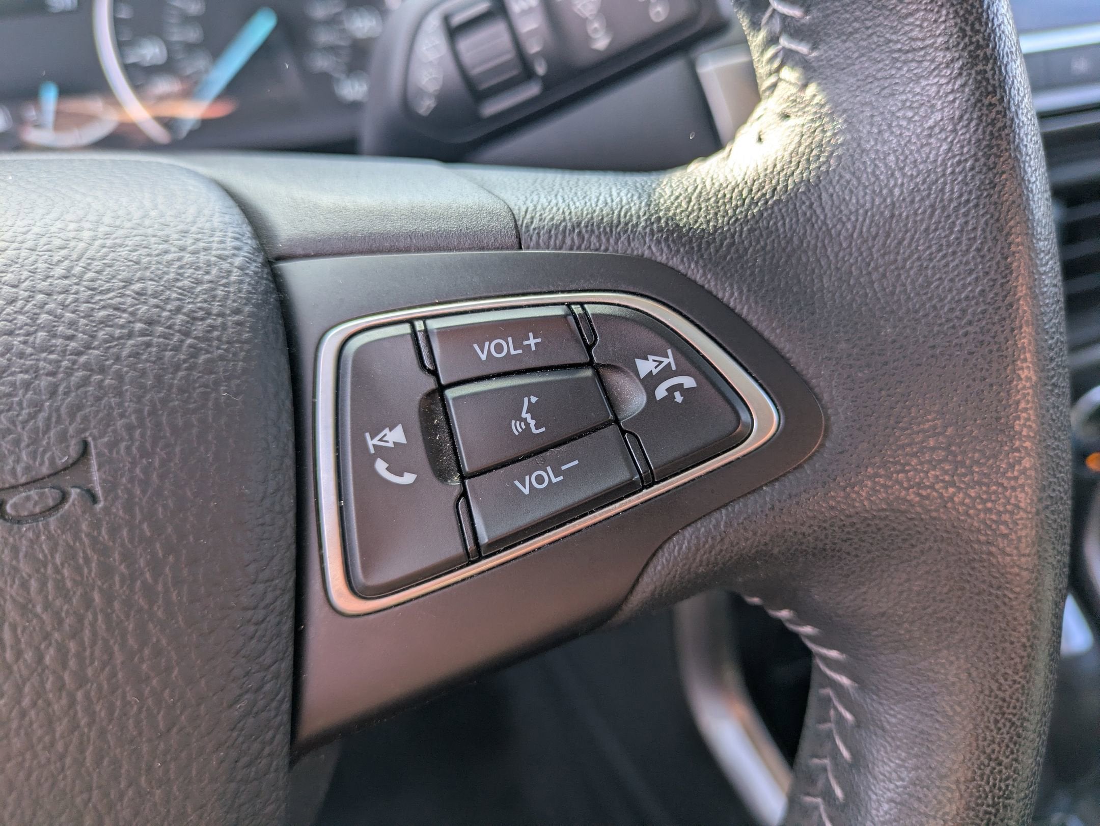 2022 Ford EcoSport SES