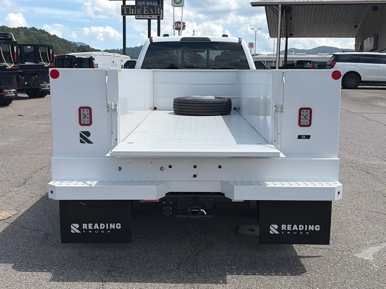2026 Ford Super Duty F-450 DRW XL