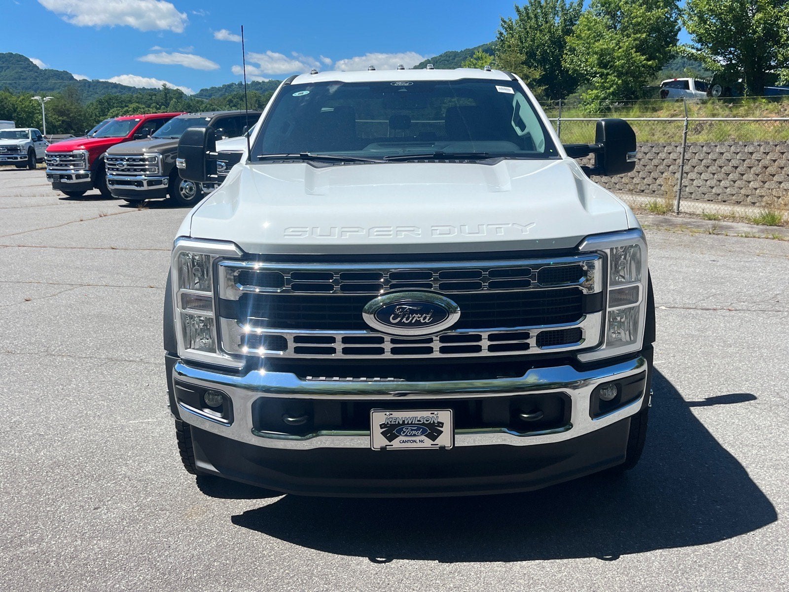 2026 Ford Super Duty F-450 DRW XLT