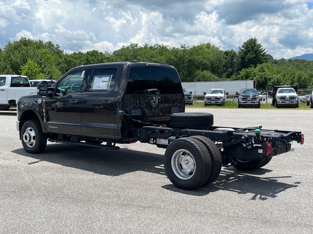 2025 Ford Super Duty F-350 DRW XLT