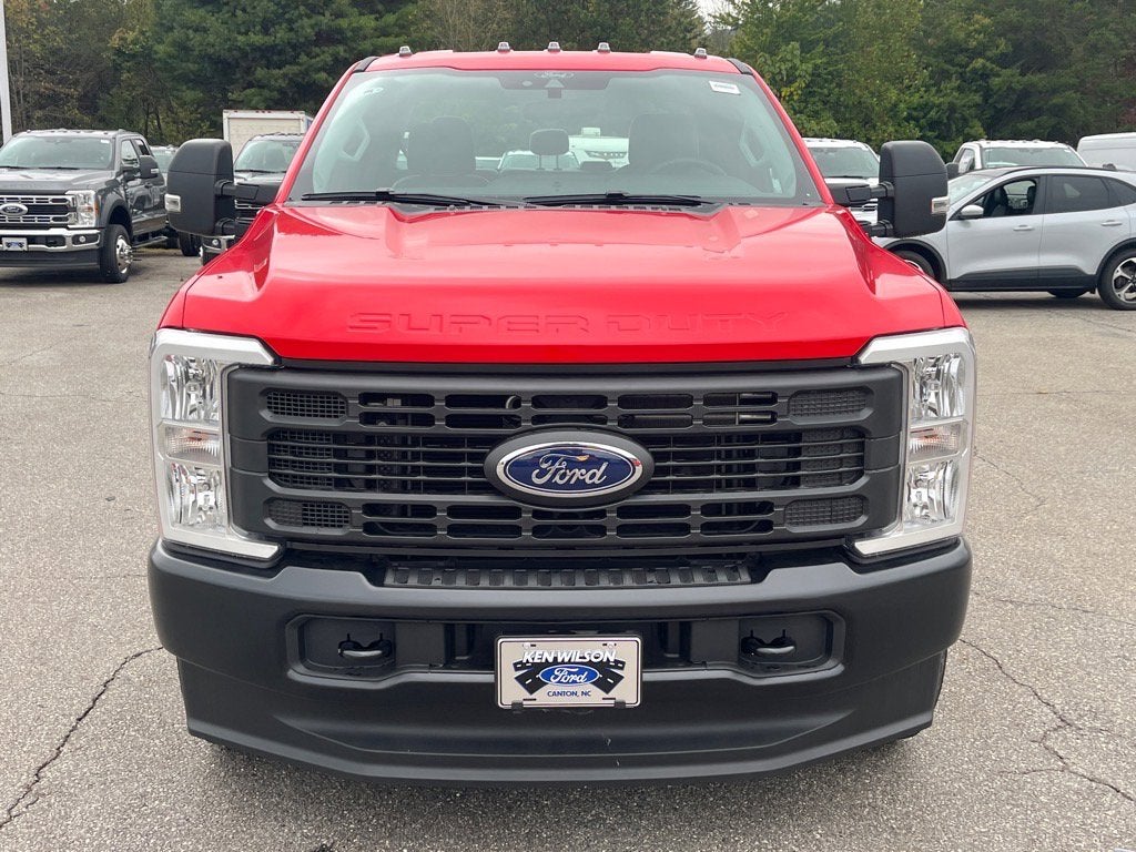 2025 Ford Super Duty F-350 SRW XL