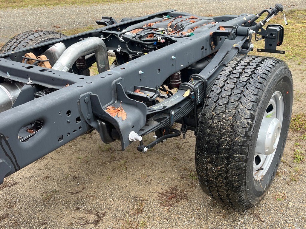 2025 Ford Super Duty F-350 SRW XL