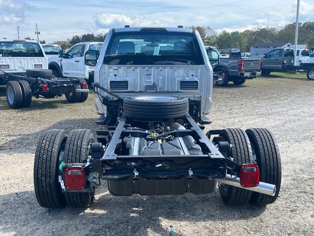 2026 Ford Super Duty F-550 DRW XL DRW