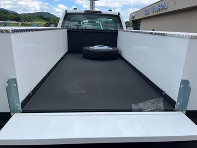 2026 Ford Super Duty F-550 DRW XL DRW