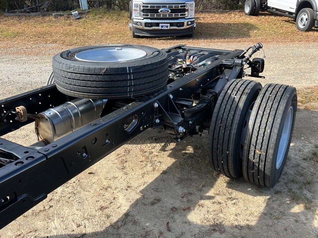 2026 Ford Super Duty F-600 DRW XL