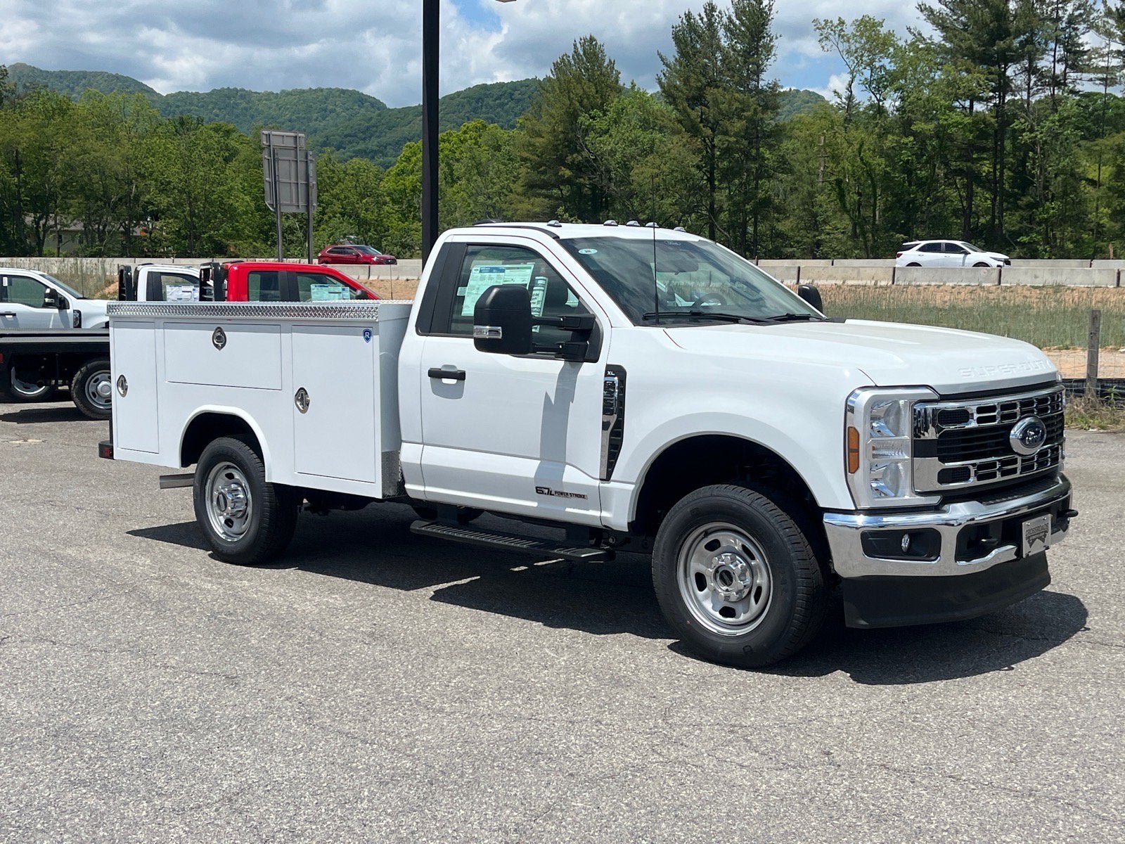 2026 Ford Super Duty F-350 SRW XL