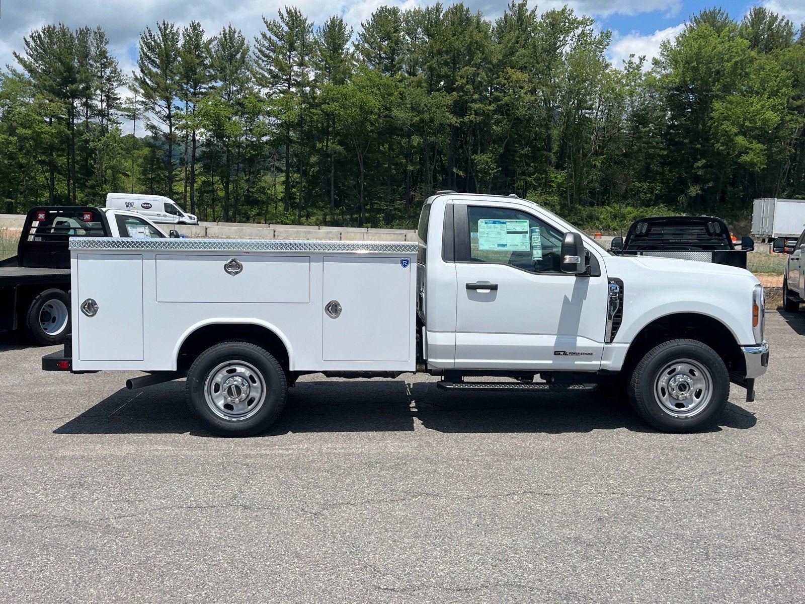 2026 Ford Super Duty F-350 SRW XL