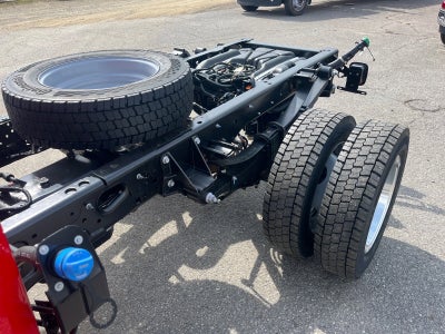 2026 Ford Super Duty F-550 DRW Lariat DRW