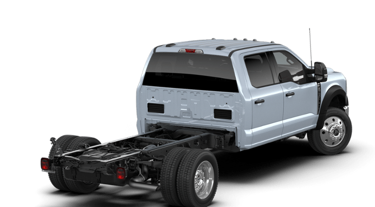 2026 Ford Super Duty F-550 DRW Lariat DRW