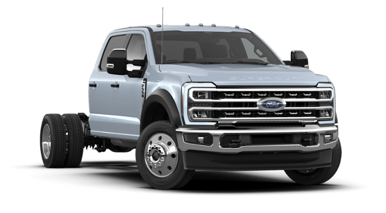 2026 Ford Super Duty F-550 DRW Lariat DRW