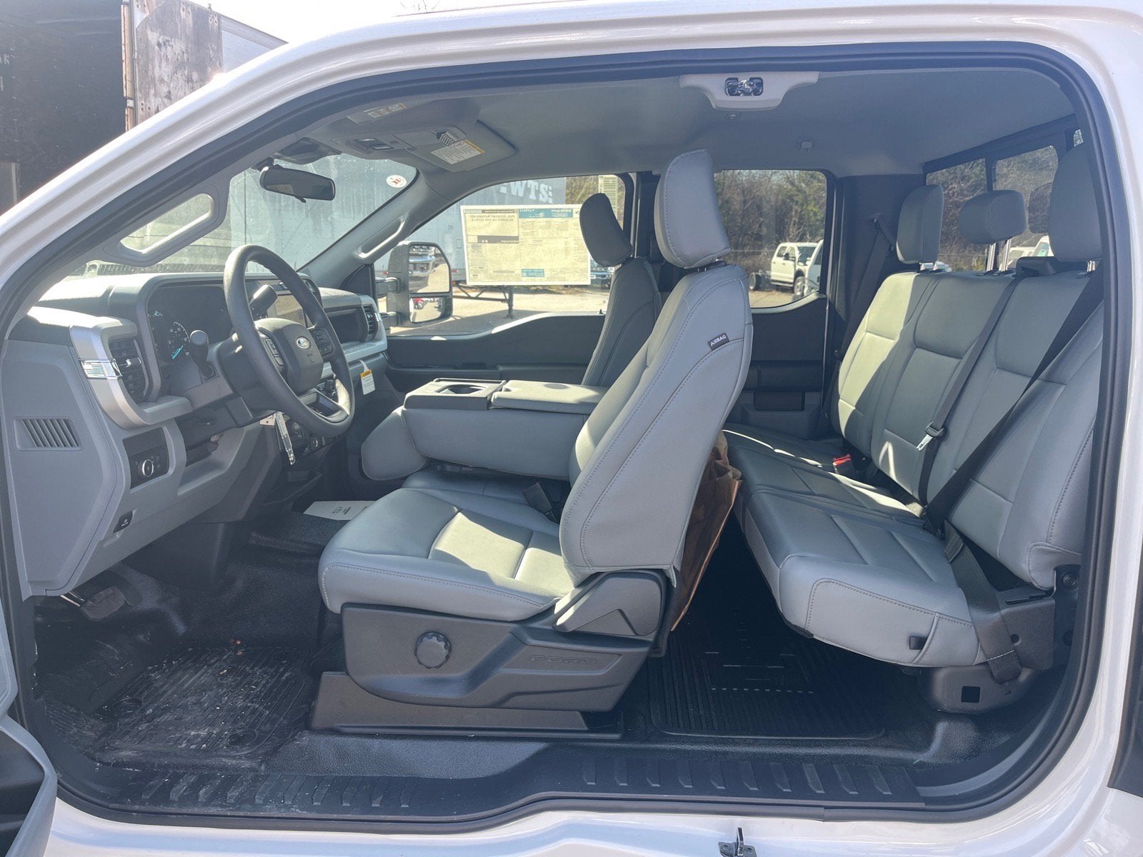 2026 Ford Super Duty F-550 DRW XL DRW