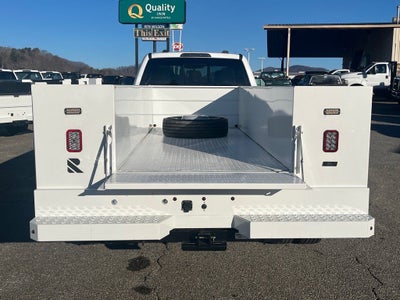 2026 Ford Super Duty F-550 DRW XL