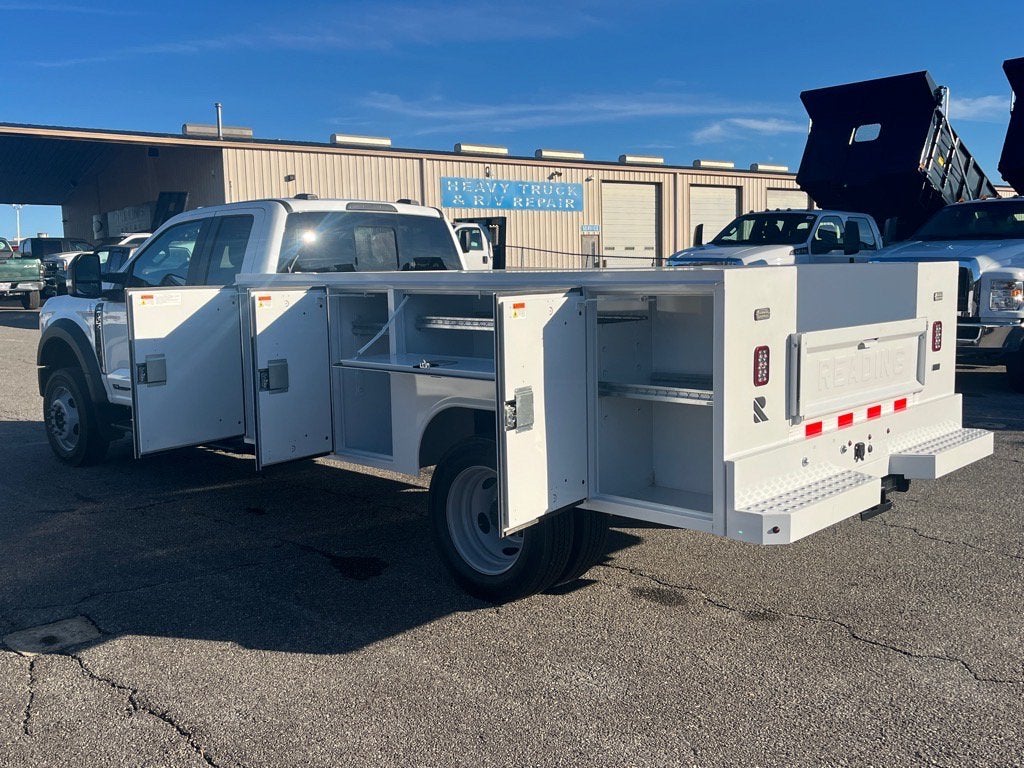 2026 Ford Super Duty F-550 DRW XL