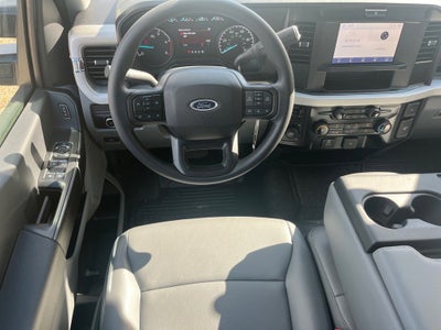2026 Ford Super Duty F-550 DRW XL