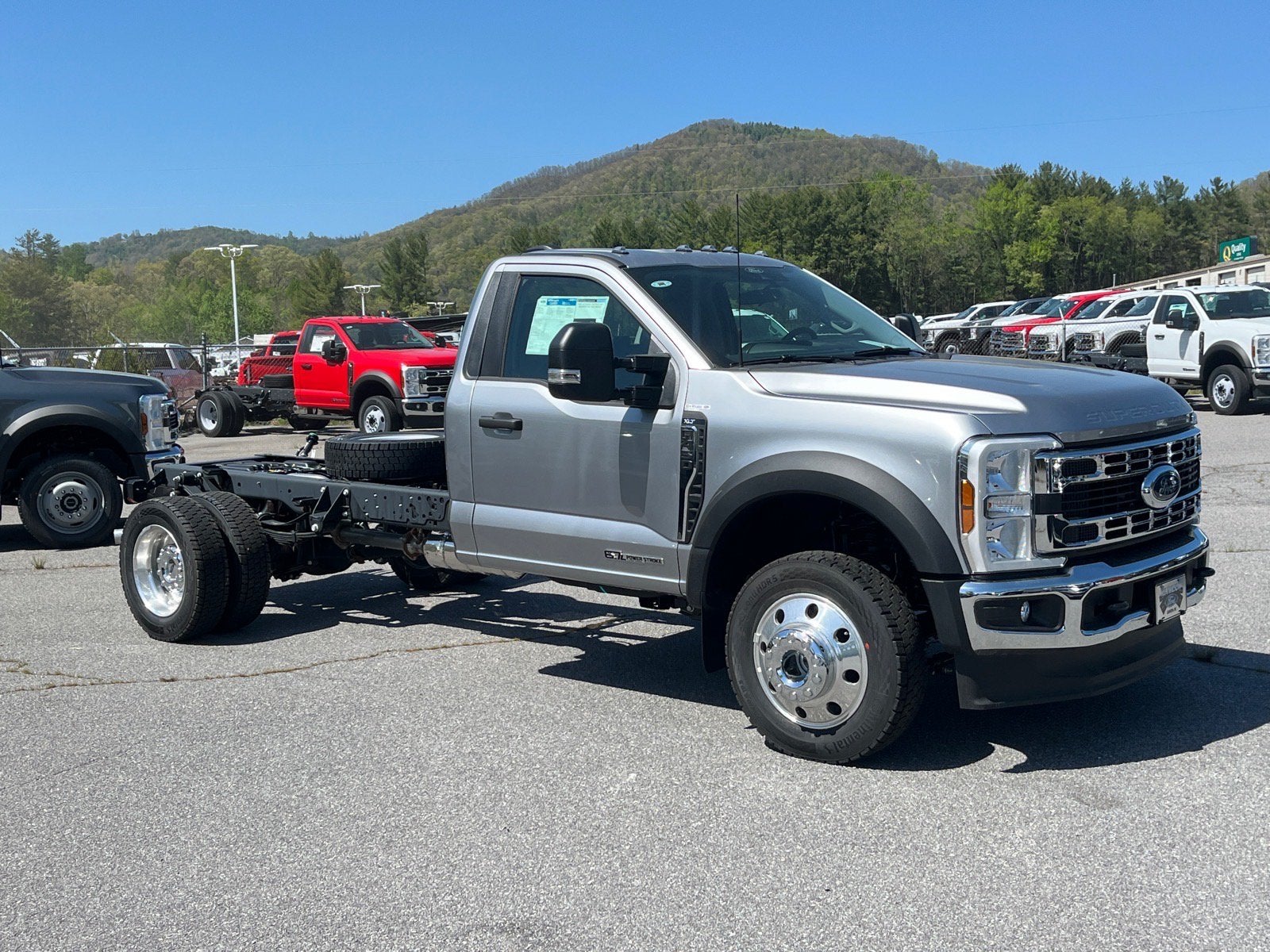 2026 Ford Super Duty F-450 DRW XLT DRW