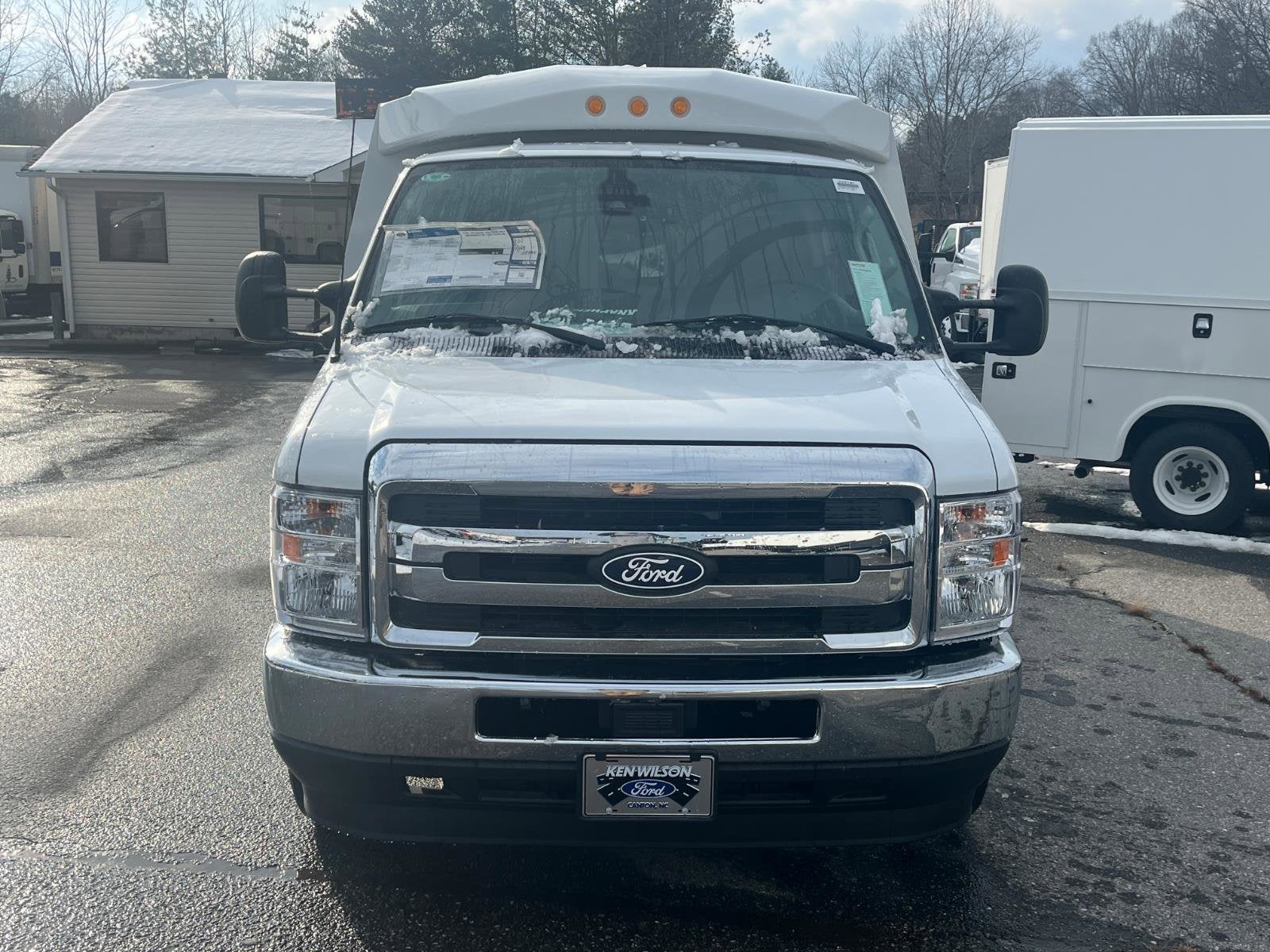 2026 Ford E-Series Cutaway Base Cutaway