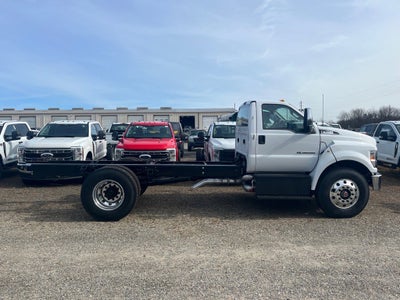 2026 Ford F-750SD Base