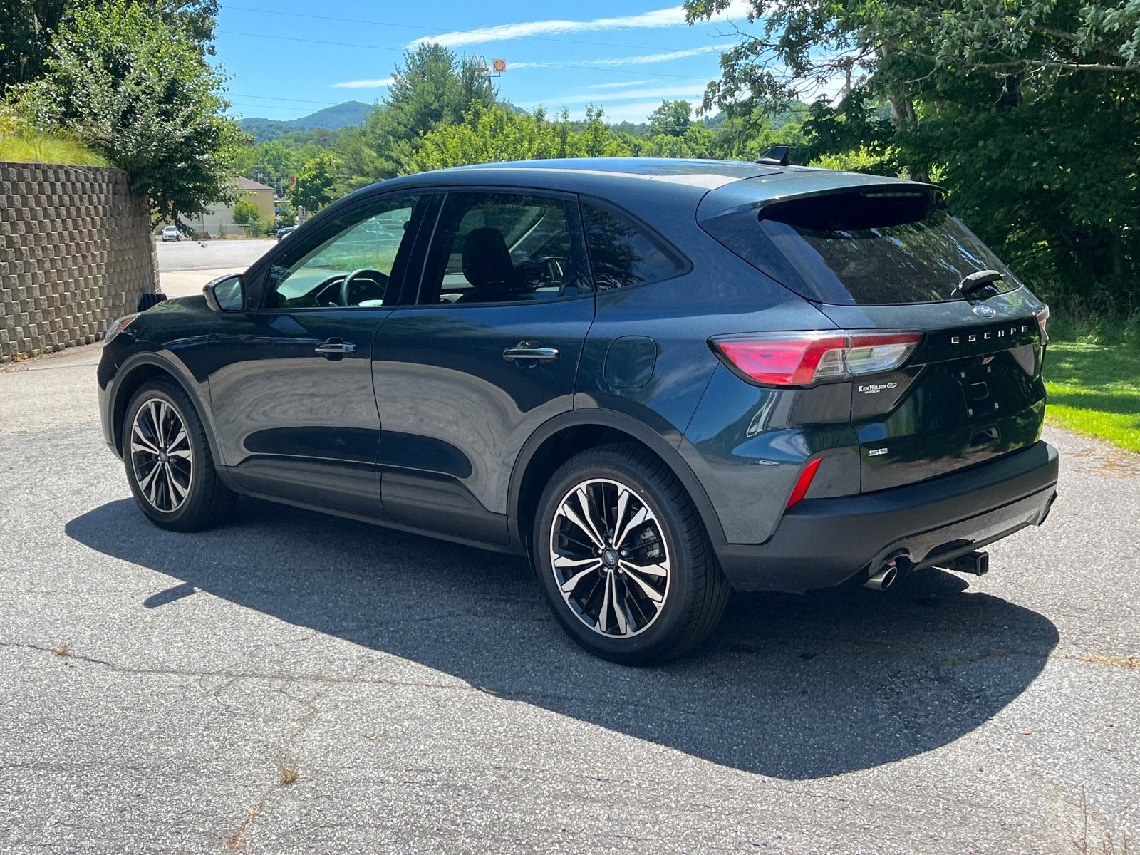 2022 Ford Escape SE