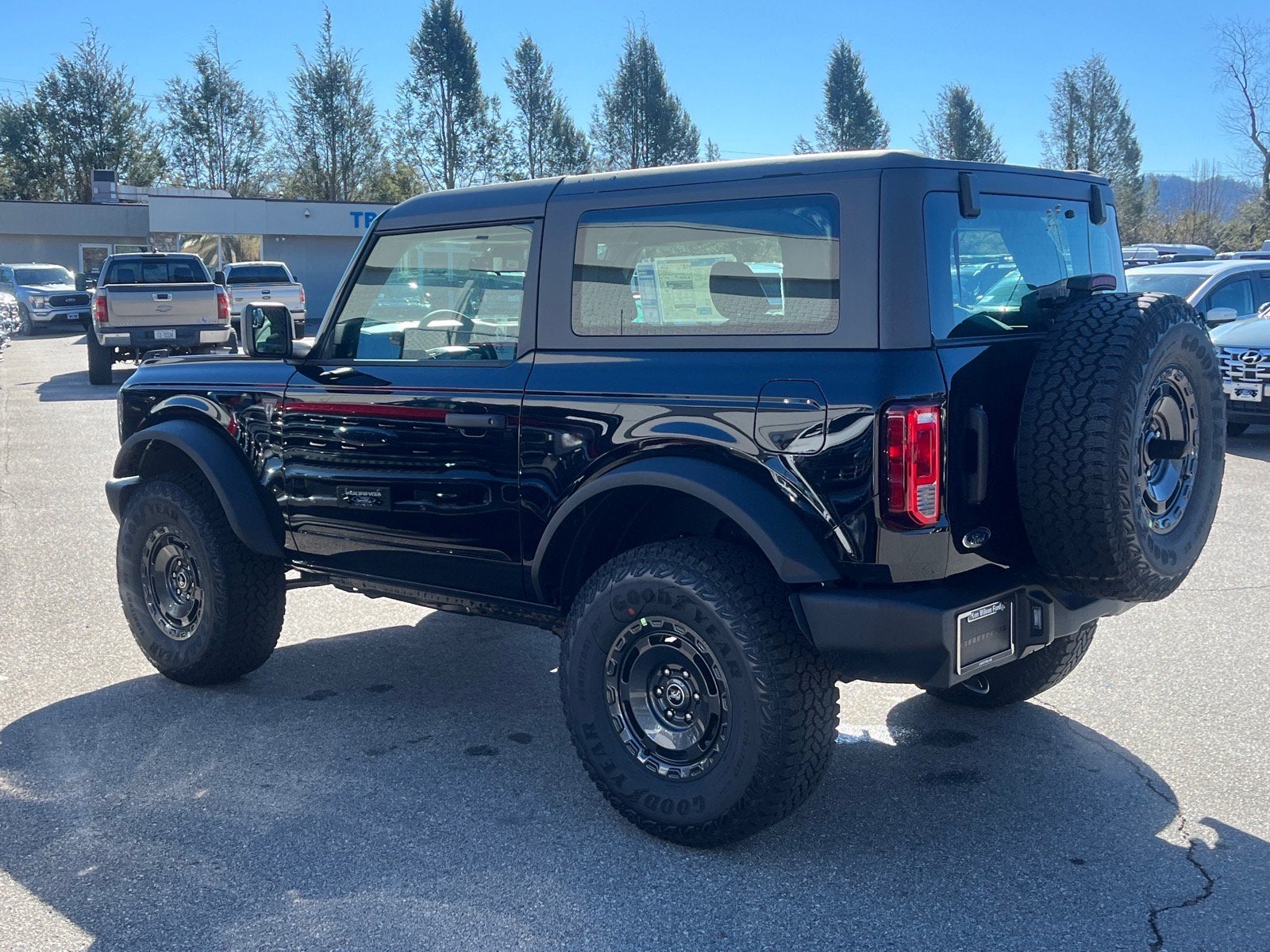 2025 Ford Bronco Base