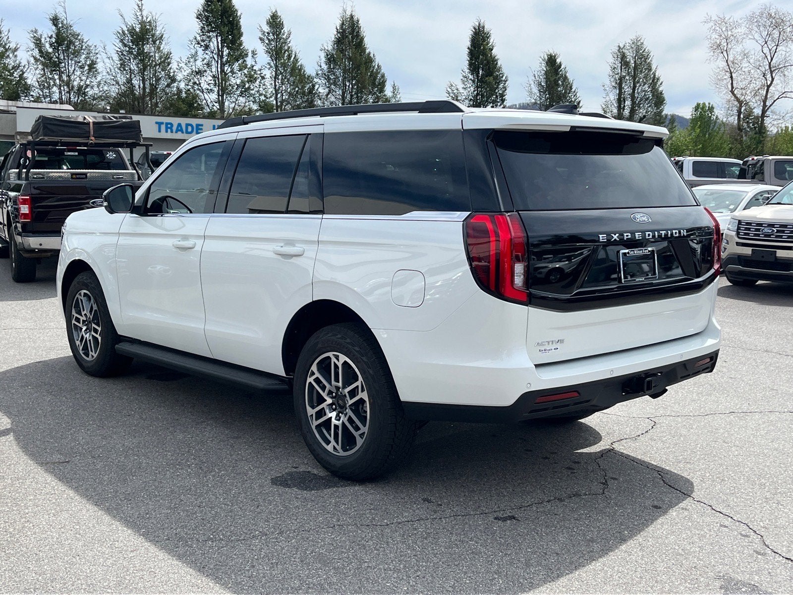 2026 Ford Expedition Active