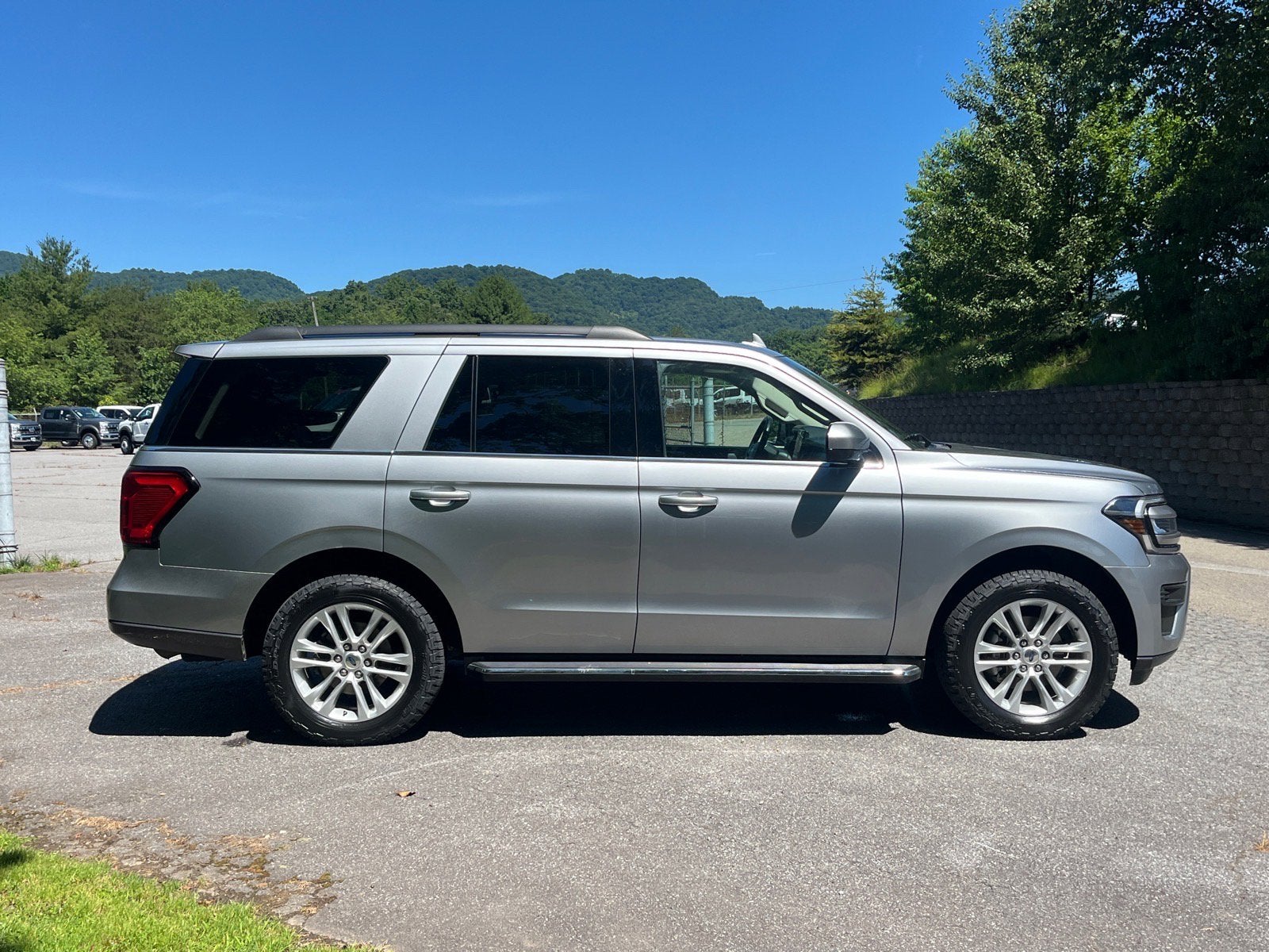 2023 Ford Expedition XLT