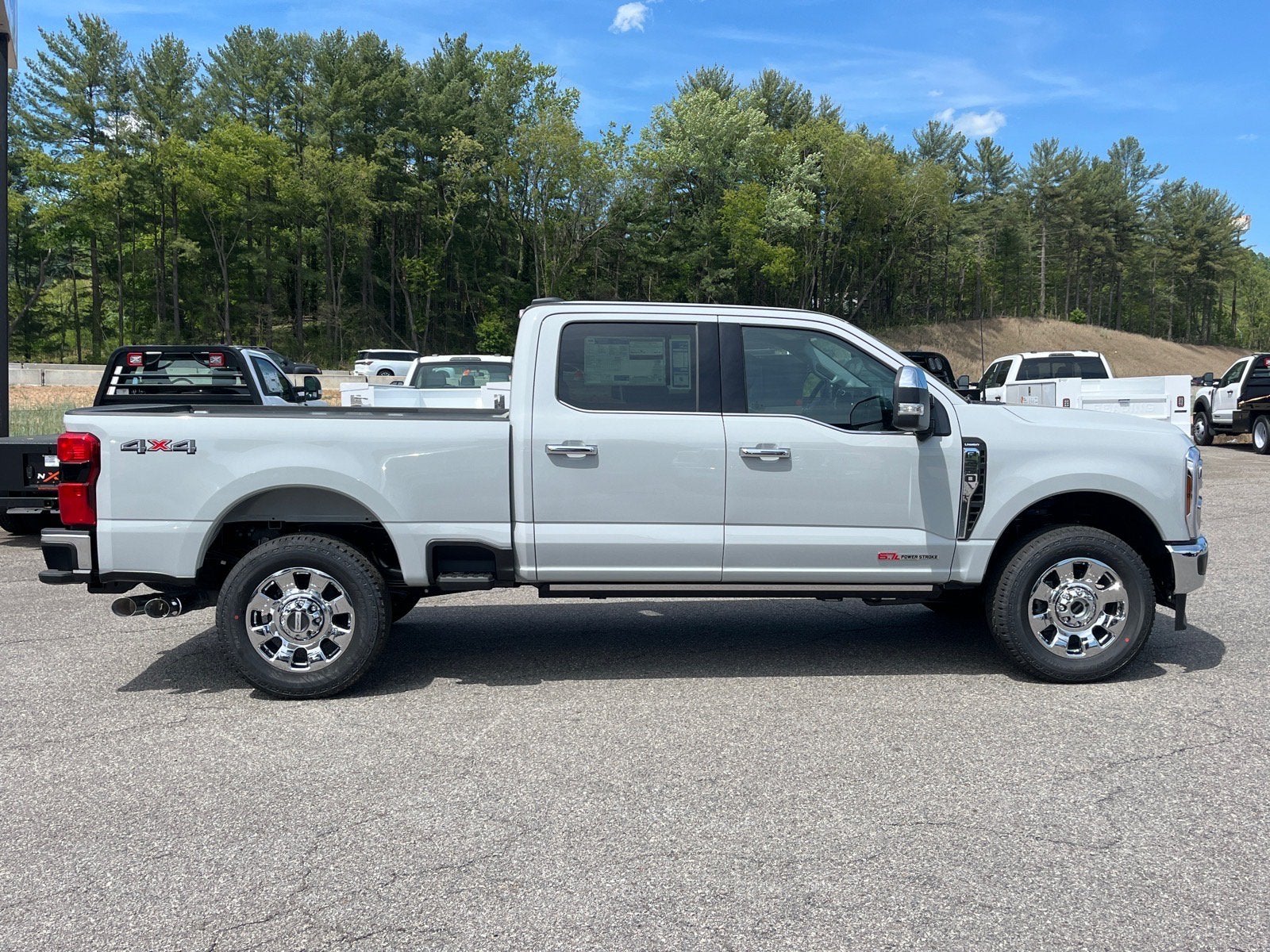2026 Ford Super Duty F-250 SRW LARIAT