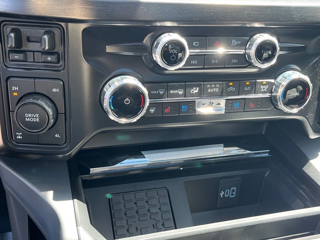 2025 Ford Super Duty F-250 SRW LARIAT