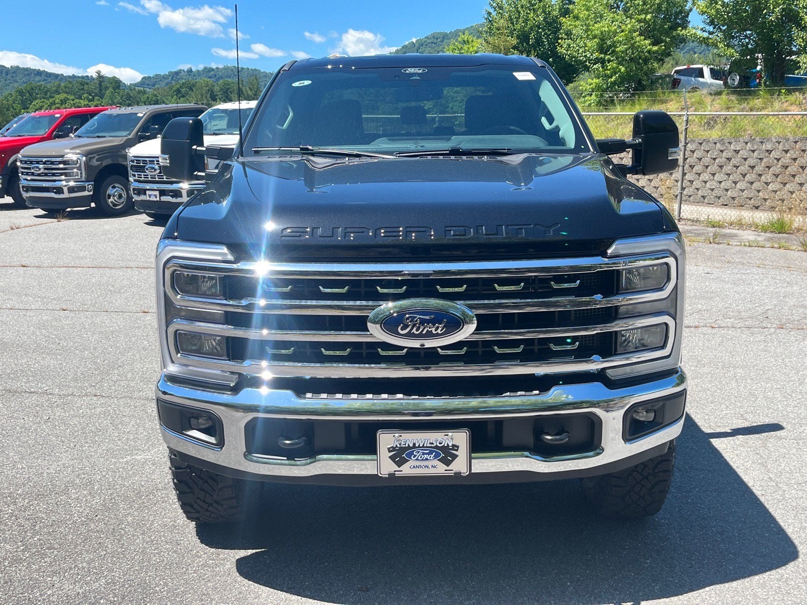 2026 Ford Super Duty F-350 SRW LARIAT