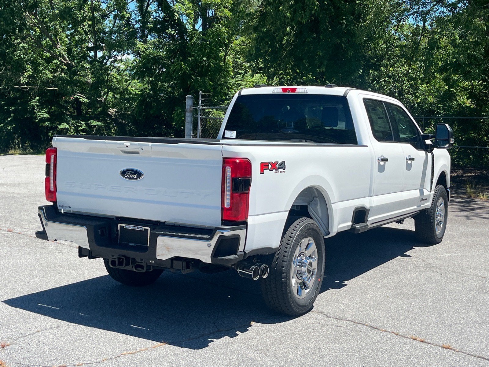 2026 Ford Super Duty F-350 SRW LARIAT