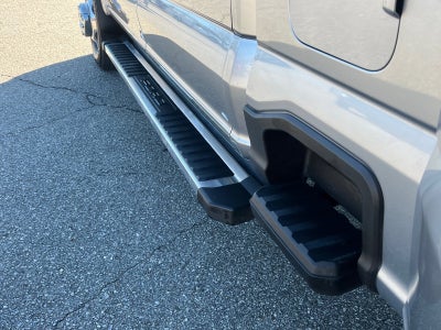 2023 Ford Super Duty F-350 DRW LARIAT