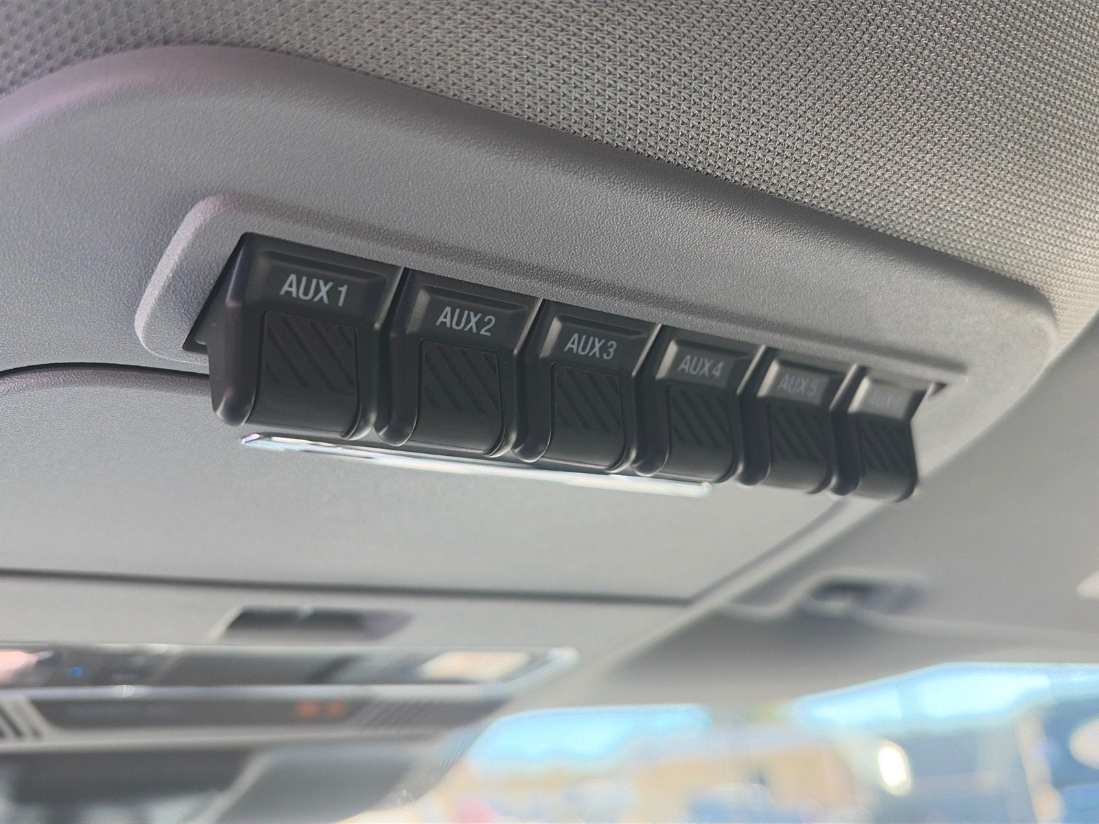 2024 Ford Super Duty F-350 DRW LARIAT