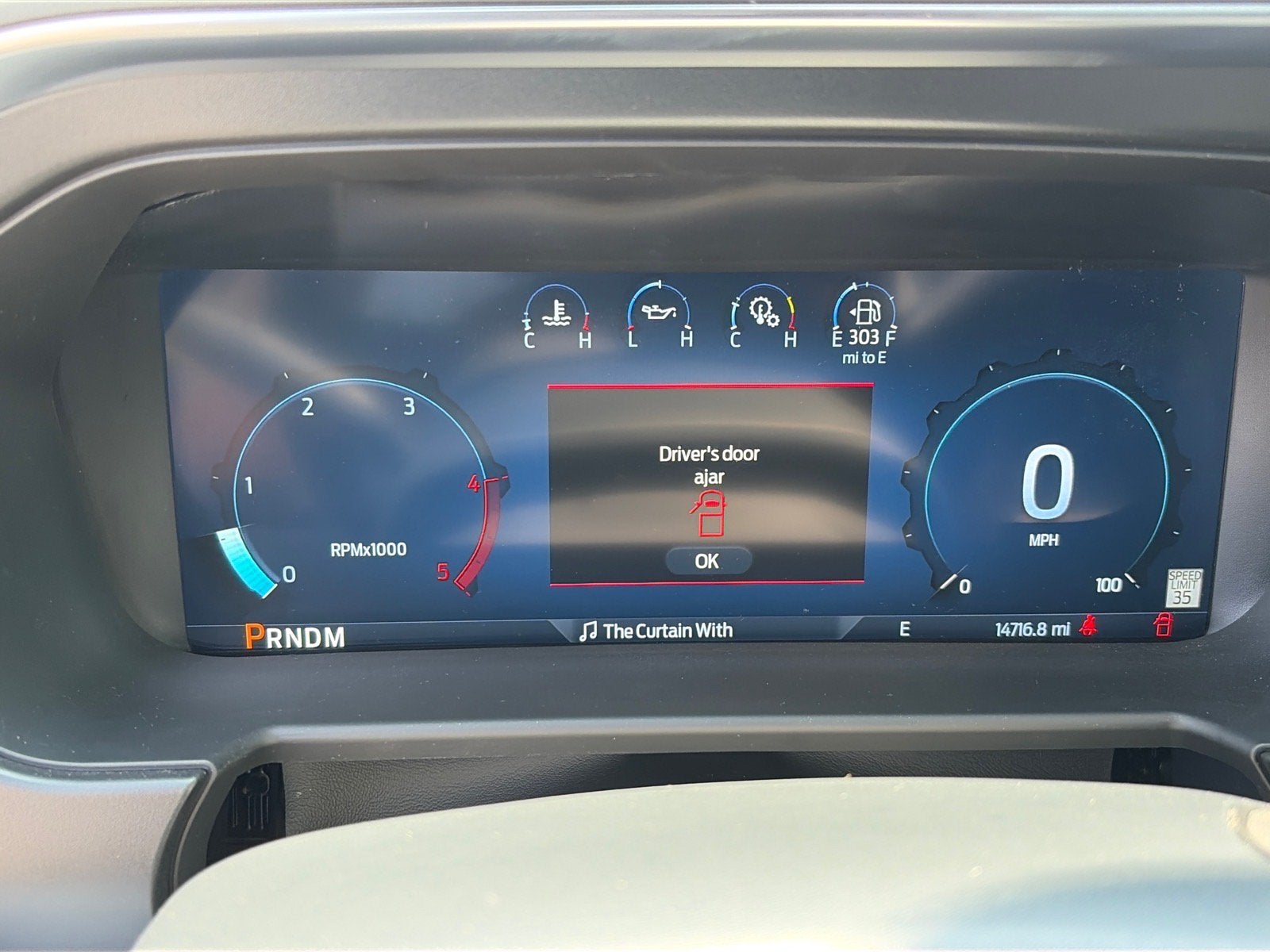 2025 Ford Super Duty F-450 DRW Platinum